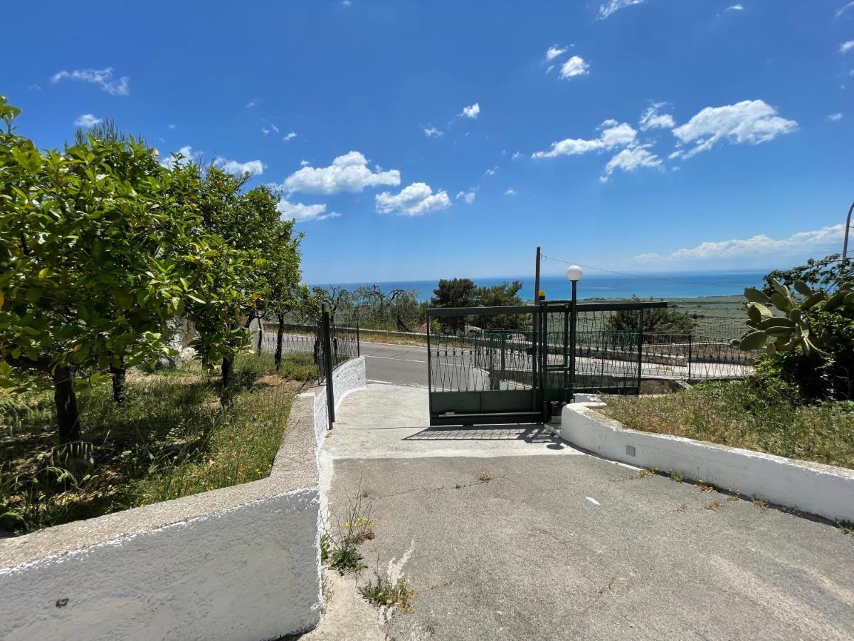 Villetta - Qui Dove Il Mare Luccica - Affitti Brevi Italia Monte SantʼAngelo Eksteriør bilde